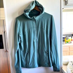 Lululemon Define hooded Jacket